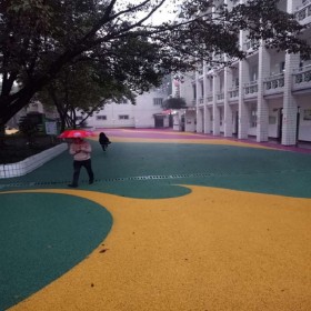 學校操場彩色混凝土 小區彩色透水混凝土 廣場彩色透水路面 材料廠家直銷